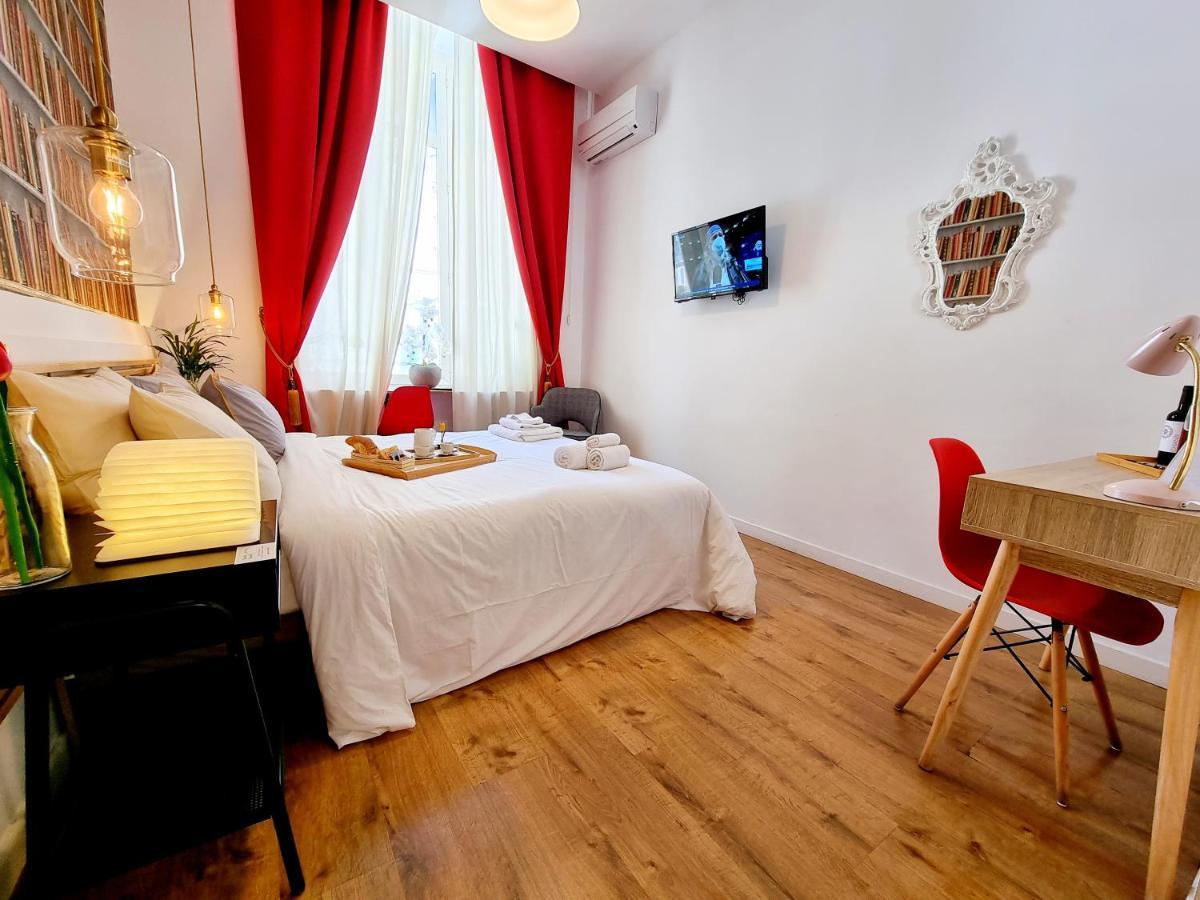 Daily Napoli - Lungomare Hotel Kültér fotó